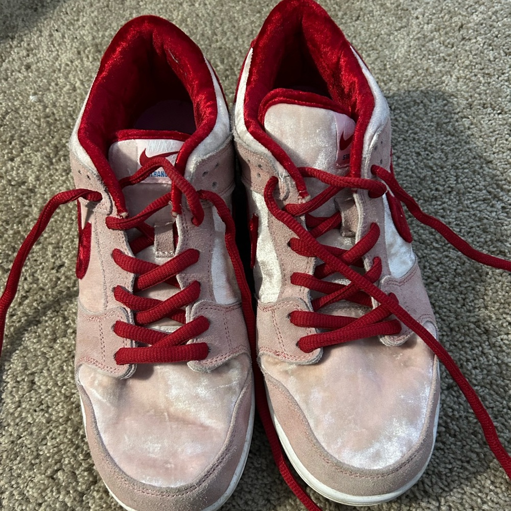 Strange Love Dunks